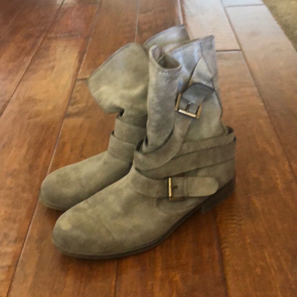 Ladies boots